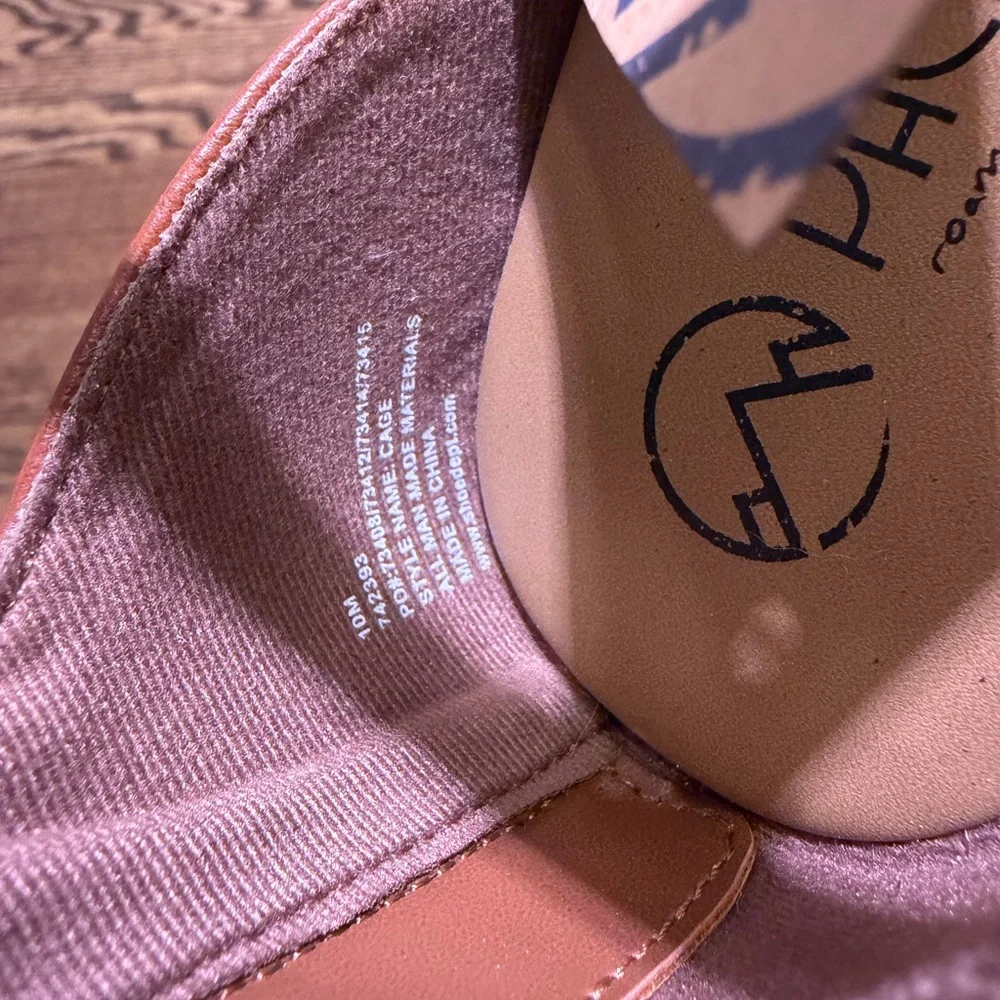 Flat sandals for women from the Pacífica brand Size 10 - Picture 4 of 5